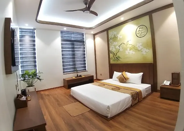Khách sạn Samatha Bai Chay, 3*