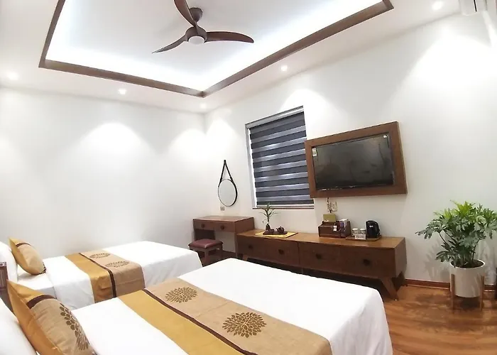 Khách sạn Samatha Bai Chay, 3*