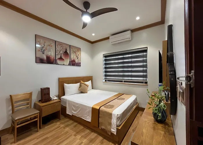Samatha Bai Chay, 3*